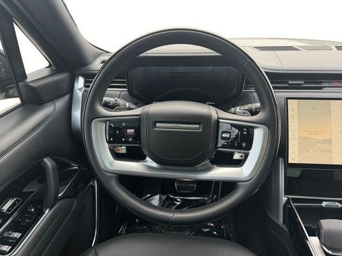 Used 2024 Land Rover Range Rover Long Wheelbase SE AWD/4WD image 13