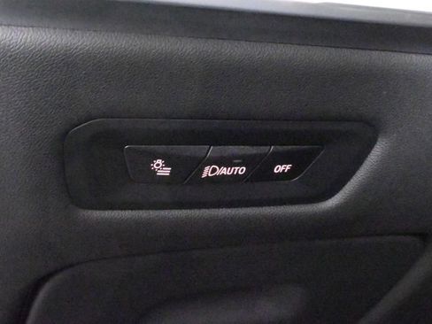 Used 2025 BMW X5 M60i w/ Executive Package image 30