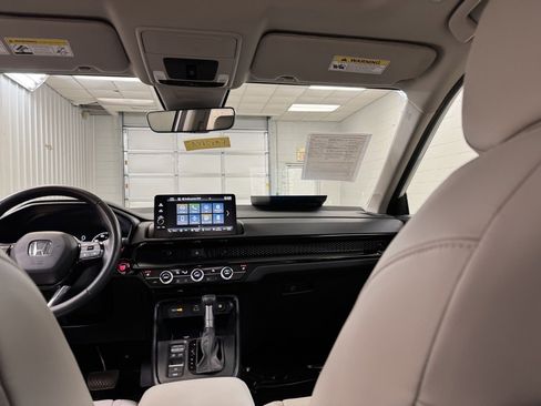 Used 2025 Honda CR-V EX-L image 22