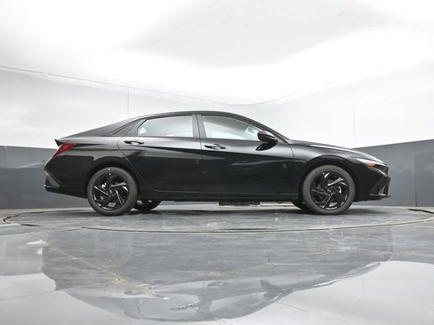 New 2026 Hyundai Elantra Sport image 14