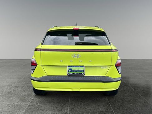 Used 2024 Hyundai Kona SEL FWD image 8