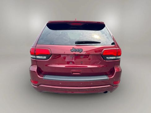 Used 2019 Jeep Grand Cherokee Altitude RWD image 8