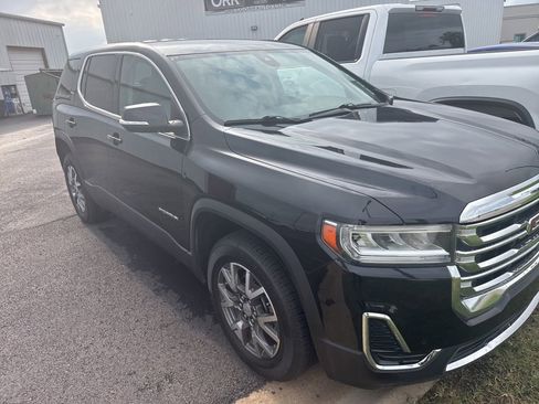 Used 2023 GMC Acadia SLE AWD/4WD image 3