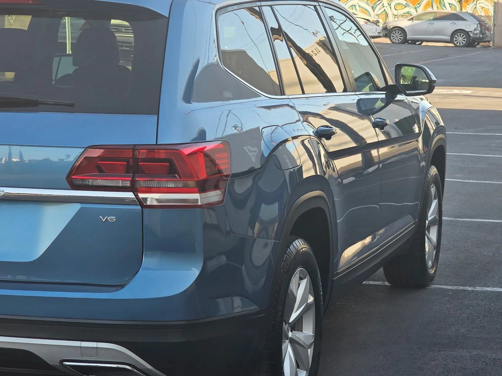 Used 2019 Volkswagen Atlas SE FWD image 3