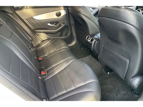 Used 2021 Mercedes-Benz GLC 300 image 17