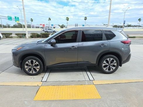 Used 2023 Nissan Rogue SV w/ SV Premium B Package image 7