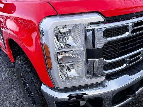 Used 2025 Ford F350 XLT w/ Tremor Off-Road Package AWD/4WD image 29