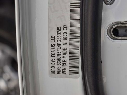 Used 2024 RAM 2500 Laramie AWD/4WD image 30