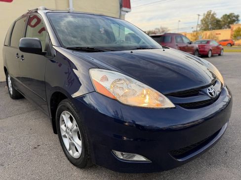 Used 2006 Toyota Sienna XLE Limited image 3