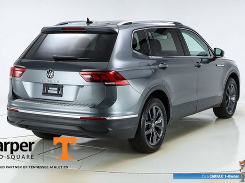 Used 2023 Volkswagen Tiguan SE image 47