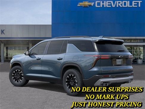 New 2026 Chevrolet Traverse Z71 w/ Driver Confidence Package image 3