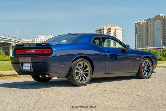 Used 2013 Dodge Challenger SRT8 w/ Harman Kardon Audio Group RWD image 8