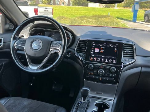 Used 2022 Jeep Grand Cherokee Laredo X AWD/4WD image 21