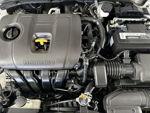 Used 2023 Kia Forte LXS FWD image 28
