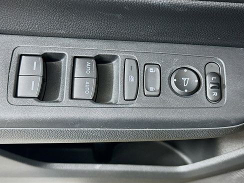 Used 2024 Honda CR-V EX image 15