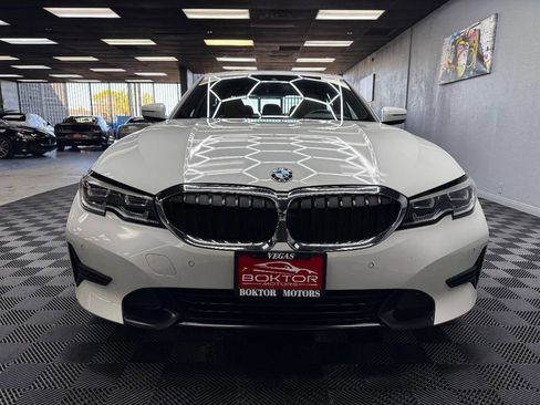 Used 2019 BMW 330i 330i w/ Convenience Package image 4