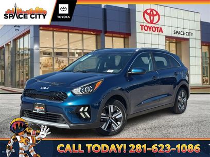 Used 2022 Kia Niro LXS