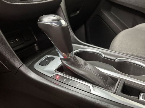 Used 2019 Chevrolet Equinox LT AWD/4WD image 22