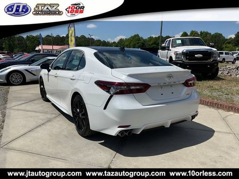 Used 2022 Toyota Camry XSE w/ Navigation Package FWD image 4