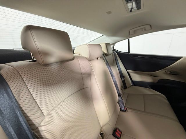 Used 2020 Lexus ES 350 w/ Premium Package FWD image 28