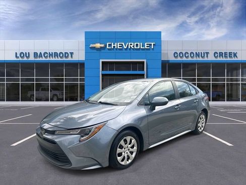 Used 2024 Toyota Corolla LE FWD image 4