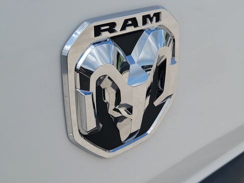 Used 2026 RAM ProMaster 2500 w/ Convenience Group FWD image 36