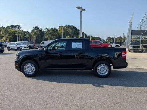New 2025 Ford Maverick XL image 7