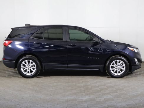 Used 2021 Chevrolet Equinox LS w/ LS Convenience Package image 16