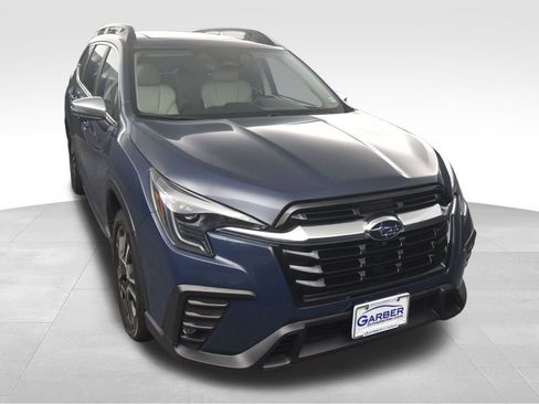 Used 2023 Subaru Ascent Limited w/ Technology Package image 9