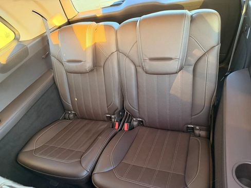 Used 2017 Mercedes-Benz GLS 450 4MATIC image 11