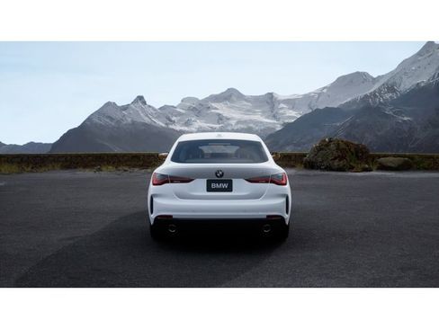 New 2026 BMW 430i image 5