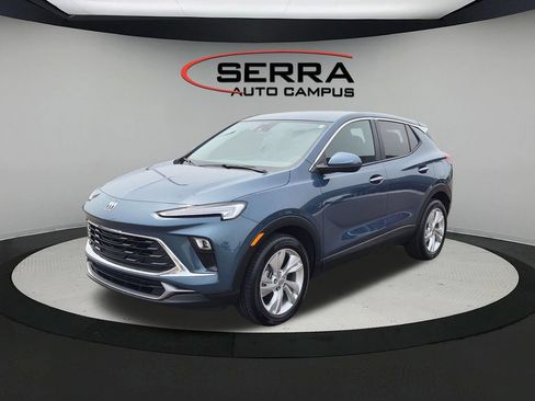 Used 2024 Buick Encore GX Preferred FWD image 1