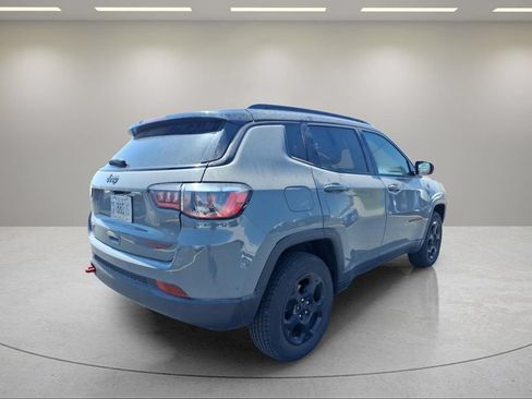 Used 2023 Jeep Compass Trailhawk AWD/4WD image 3