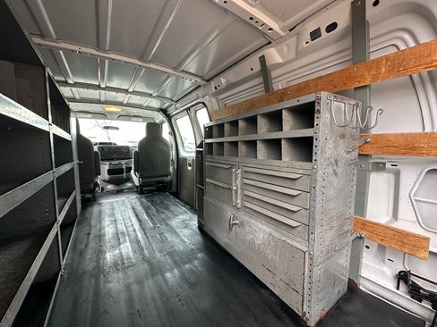 Used 2011 Ford E-250 and Econoline 250 w/ PWR Group image 15