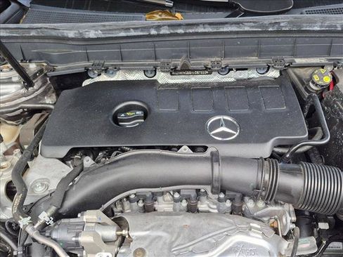 Certified 2021 Mercedes-Benz GLB 250 image 22