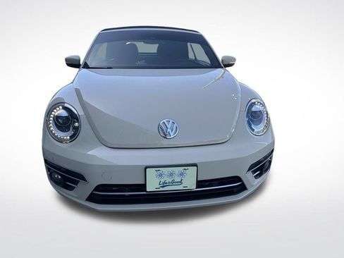 Used 2019 Volkswagen Beetle 2.0T Final Edition SEL FWD image 3