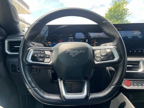 Used 2025 Ford Mustang Premium RWD image 23