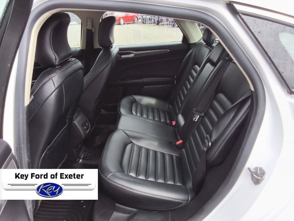 Used 2019 Ford Fusion SEL FWD image 17