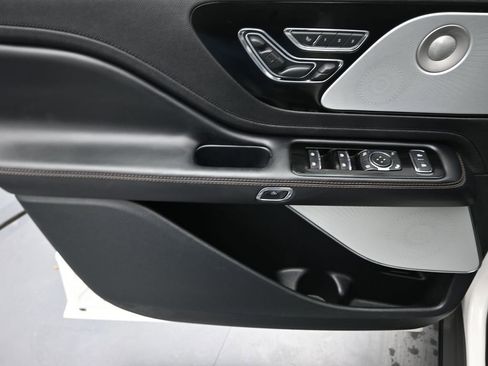 Used 2021 Lincoln Aviator Grand Touring w/ Equipment Group 302A image 21