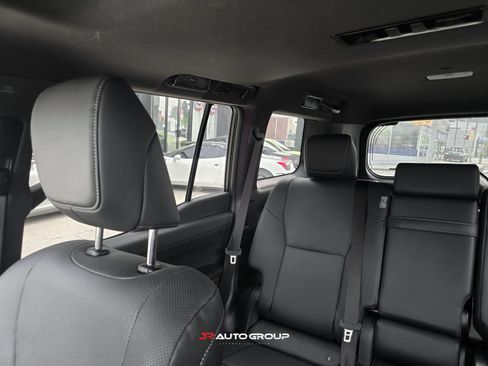 Used 2025 Lexus GX 550 w/ Cold Area Package AWD/4WD image 56