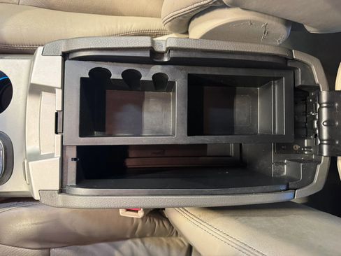 Used 2009 Ford Edge Limited image 19