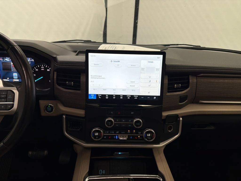 Used 2024 Ford Expedition Limited RWD image 31