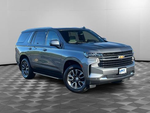 Used 2022 Chevrolet Tahoe LT w/ Luxury Package AWD/4WD image 5