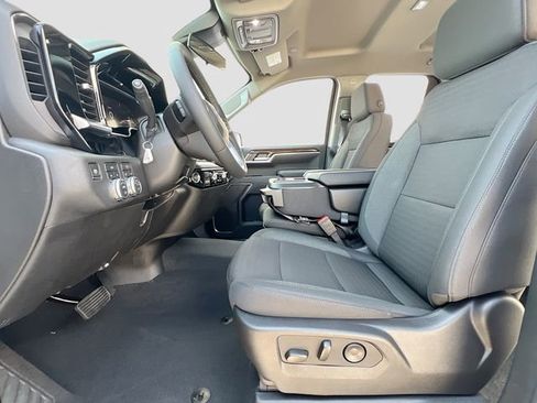 New 2026 GMC Sierra 1500 Elevation image 15