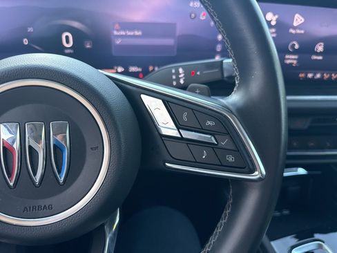 Used 2024 Buick Envision Preferred image 19