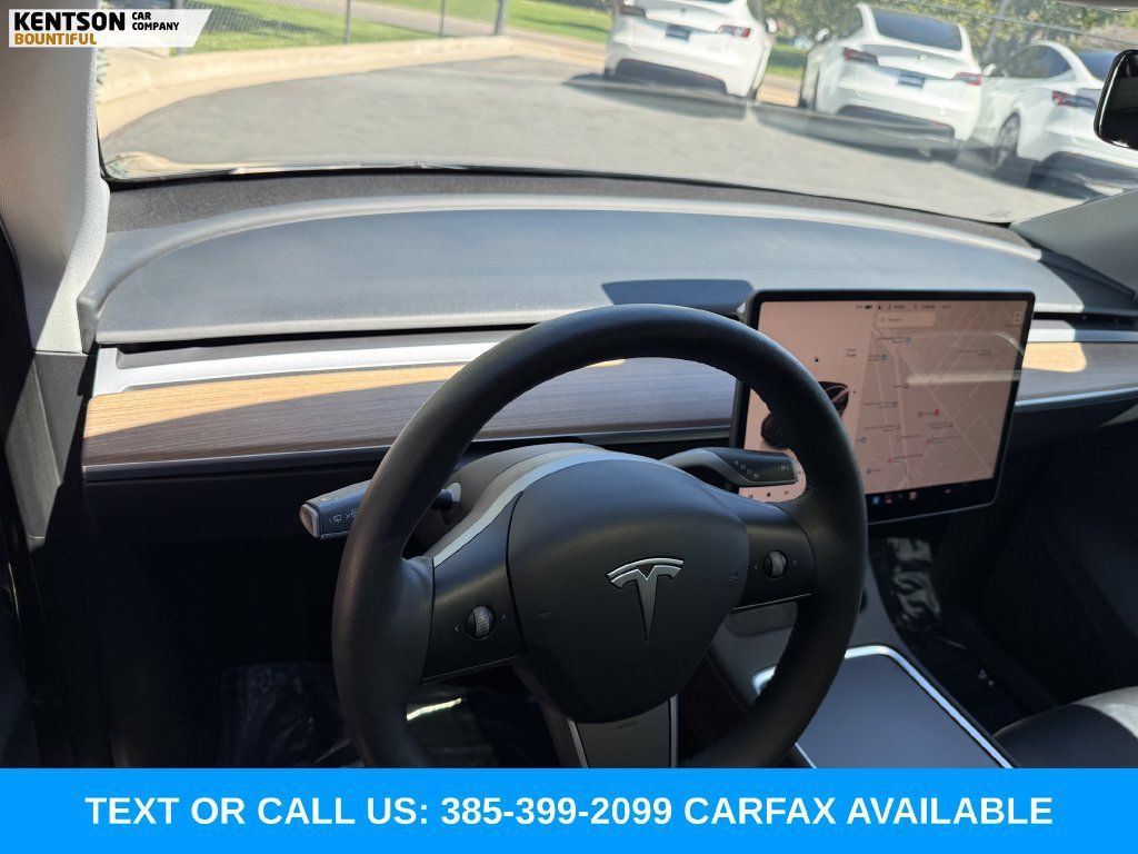 Used 2023 Tesla Model Y Long Range AWD/4WD image 24