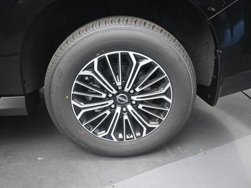 New 2026 Nissan Armada Platinum image 25