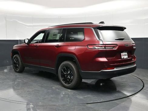 New 2026 Jeep Grand Cherokee L 4WD image 8
