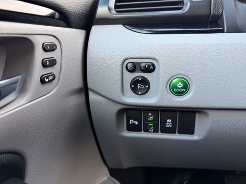 Used 2021 Honda Pilot Elite image 25