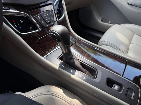 Used 2015 Buick LaCrosse Leather AWD/4WD image 42